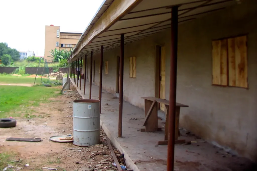 Renovation of a block of 6 classrooms at Agidingbi Primary School in 2008